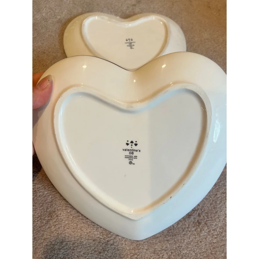 Valentine's 08 Heart Shaped Plates Set of 2 Red White Love Ceramic
